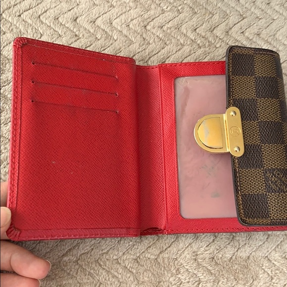 Louis Vuitton Wallet Damier - Picture 7 of 13